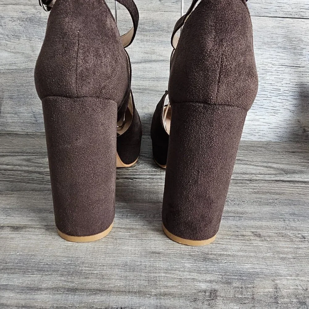 Versona Madison Platform Brown Suede Mary Jane Heel Pump NEW